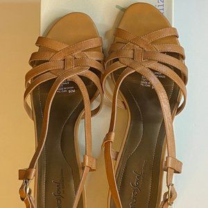 Natural Soul by Naturalizer Tan Wedges